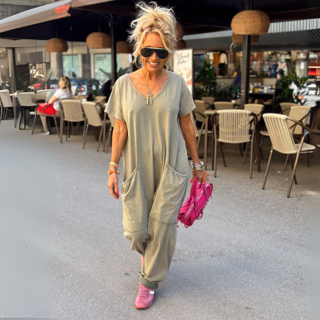 👋 Roba miradas con el Mono Martina? 🌟