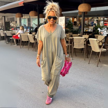 👋 Roba miradas con el Mono Martina? 🌟