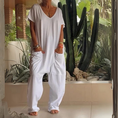 👋 Roba miradas con el Mono Martina? 🌟